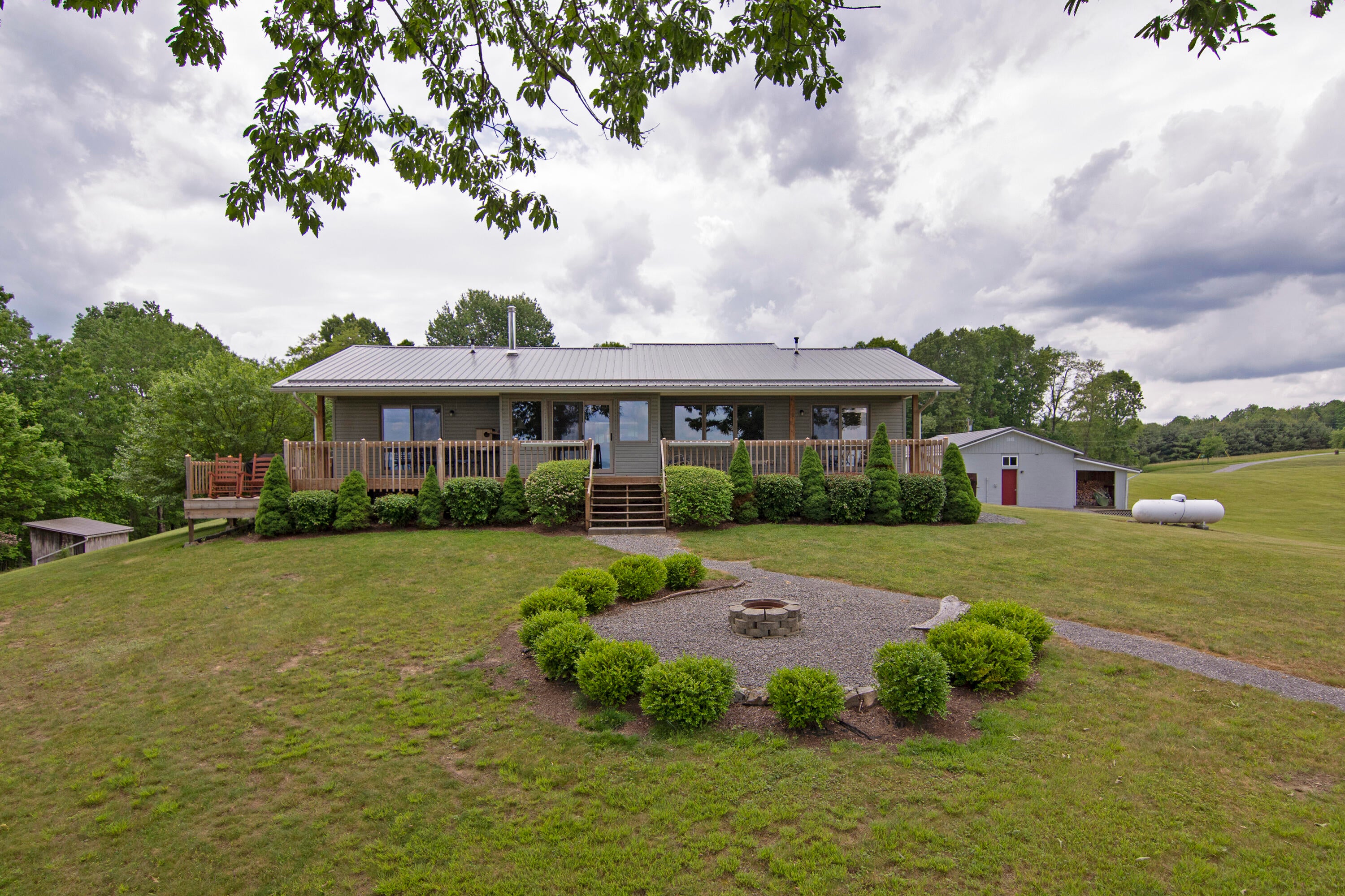 635 Windpsalm Road Renick, WV 24966 - Photo 48 of 74 Gallery Image 48