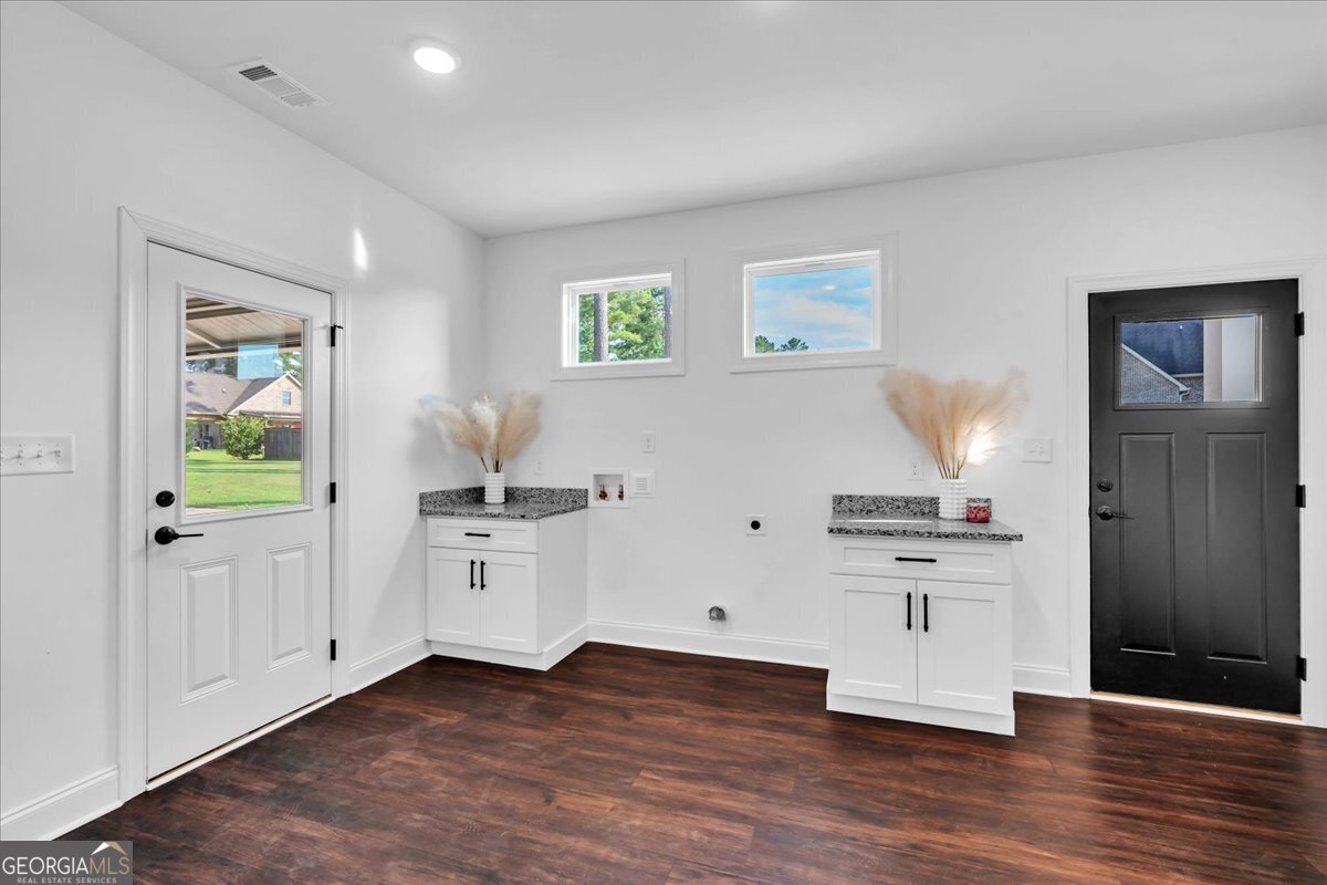 4045 Roundtop Circle Perry, GA 31069 - Photo 21 of 73