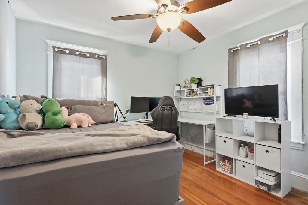 86 Belvidere Street Springfield, MA 01108 - Photo 17 of 27