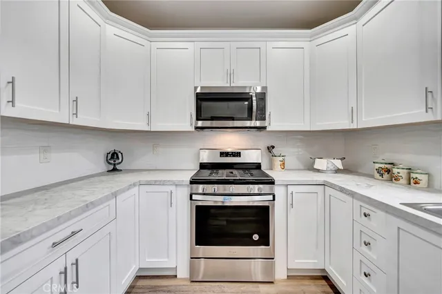 $3,750 | 1101 North Maclay Avenue, Unit 12, San Fernando, CA 91340