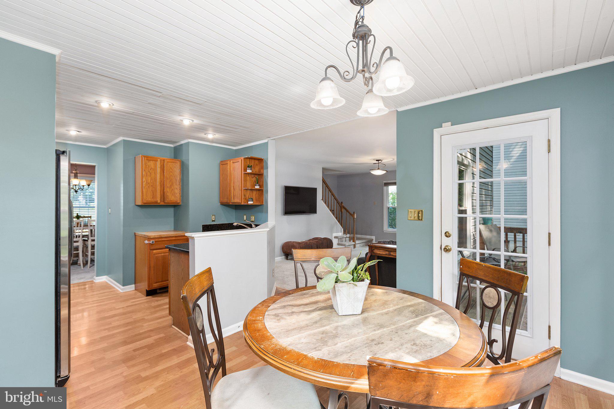 9807 Poplar Forest Road Fredericksburg, VA 22408 - Photo 11 of 53 Access to the deck