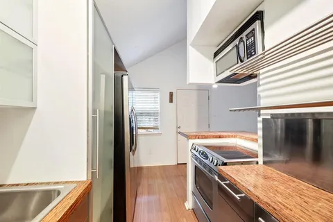 $215,000 | 1110 West 22nd Street, Unit 8, Austin, TX 78705