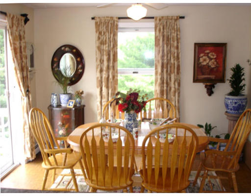 19 Brooks Road Salisbury, MA 01952 - Photo 4 of 21