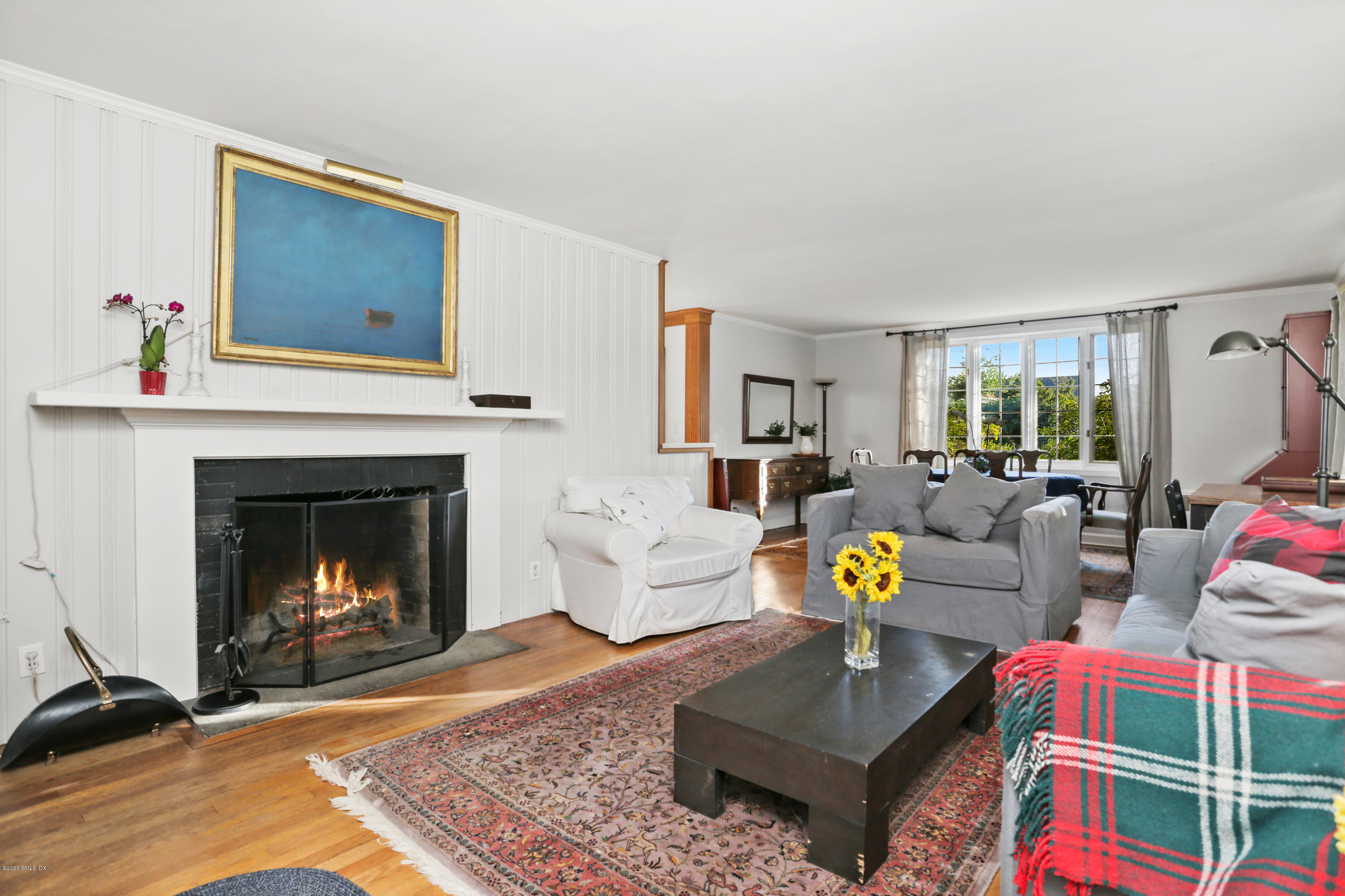 124 Shore Road Old Greenwich, CT 06870 - Photo 4 of 21 124 Shore Rd Old Greenwich CT-print-022-