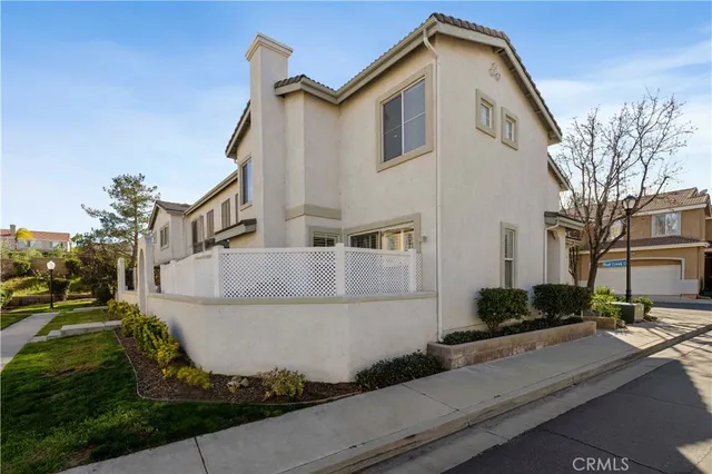 $629,900 | 25408 Quail Creek Court, Saugus, CA 91350