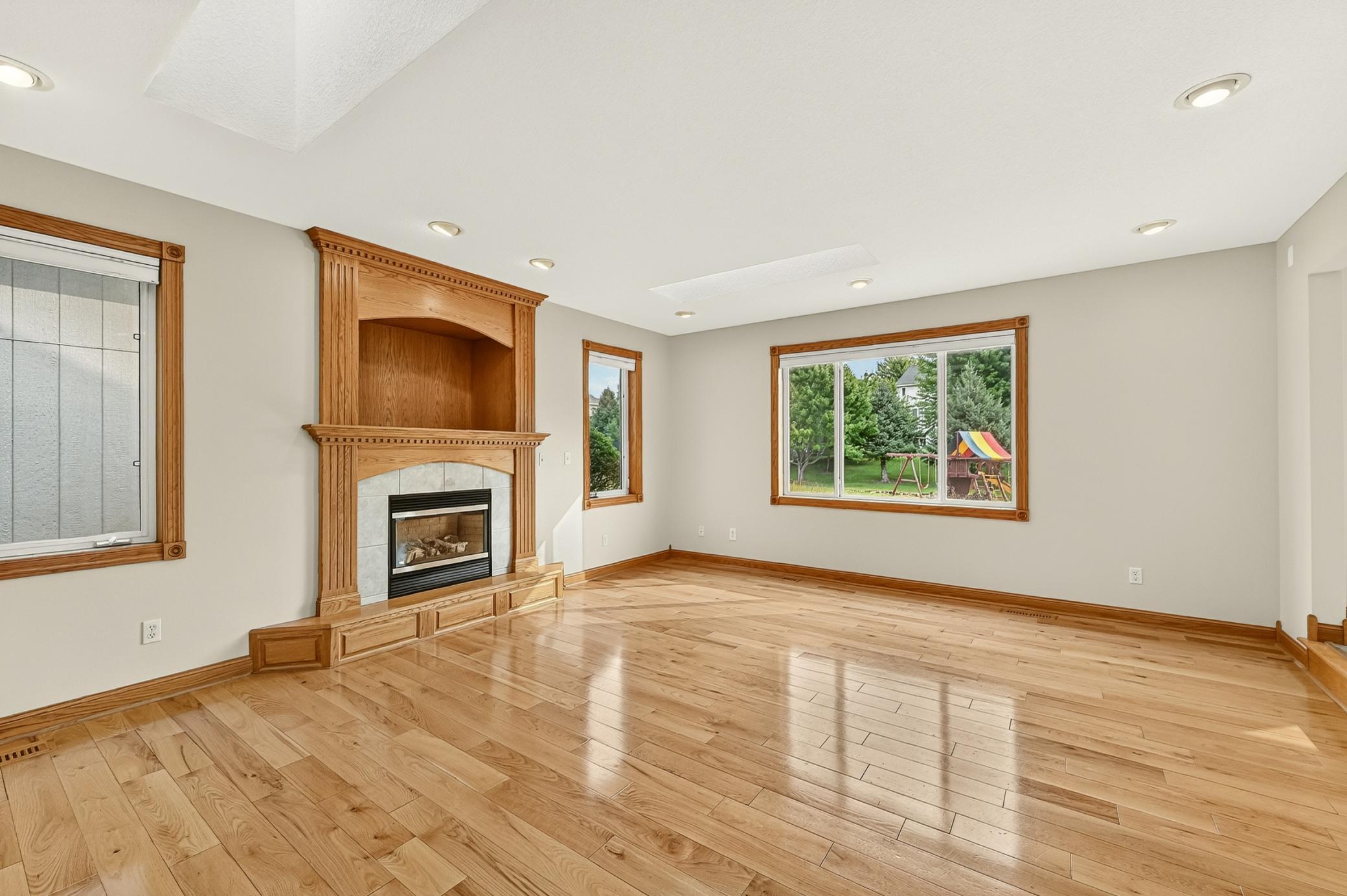6240 25th Avenue Northwest Rochester, MN 55901 - Photo 11 of 29 Gallery Image 11