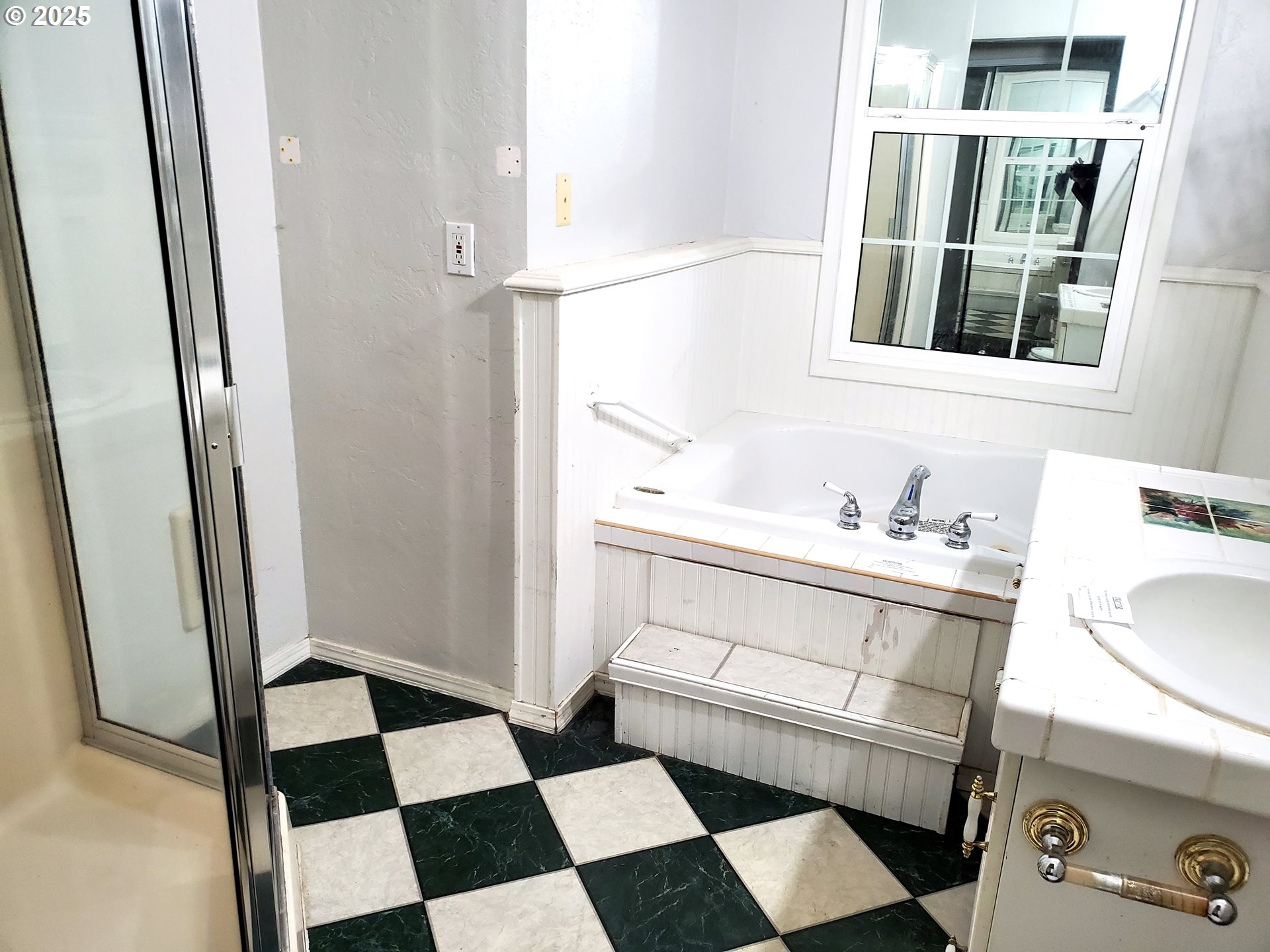 37186 Tree Farm Road Springfield, OR 97478 - Photo 21 of 37 a room with a sink and a mirror