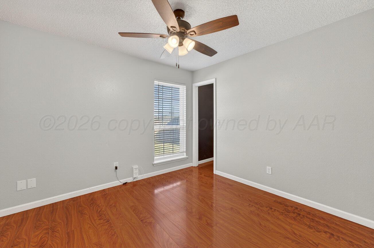 7009 Benwood Square Amarillo, TX 79109 - Photo 18 of 29 Bedroom 2