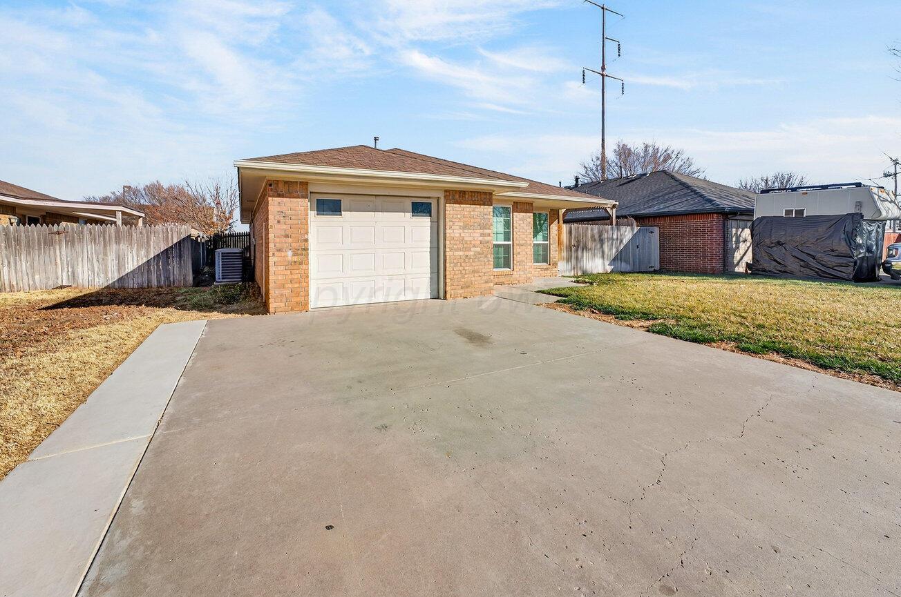 7009 Benwood Square Amarillo, TX 79109 - Photo 2 of 29 Front