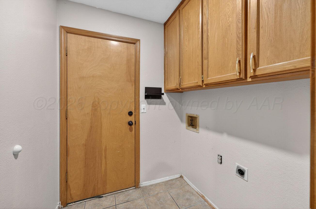 7009 Benwood Square Amarillo, TX 79109 - Photo 24 of 29 Utility Room