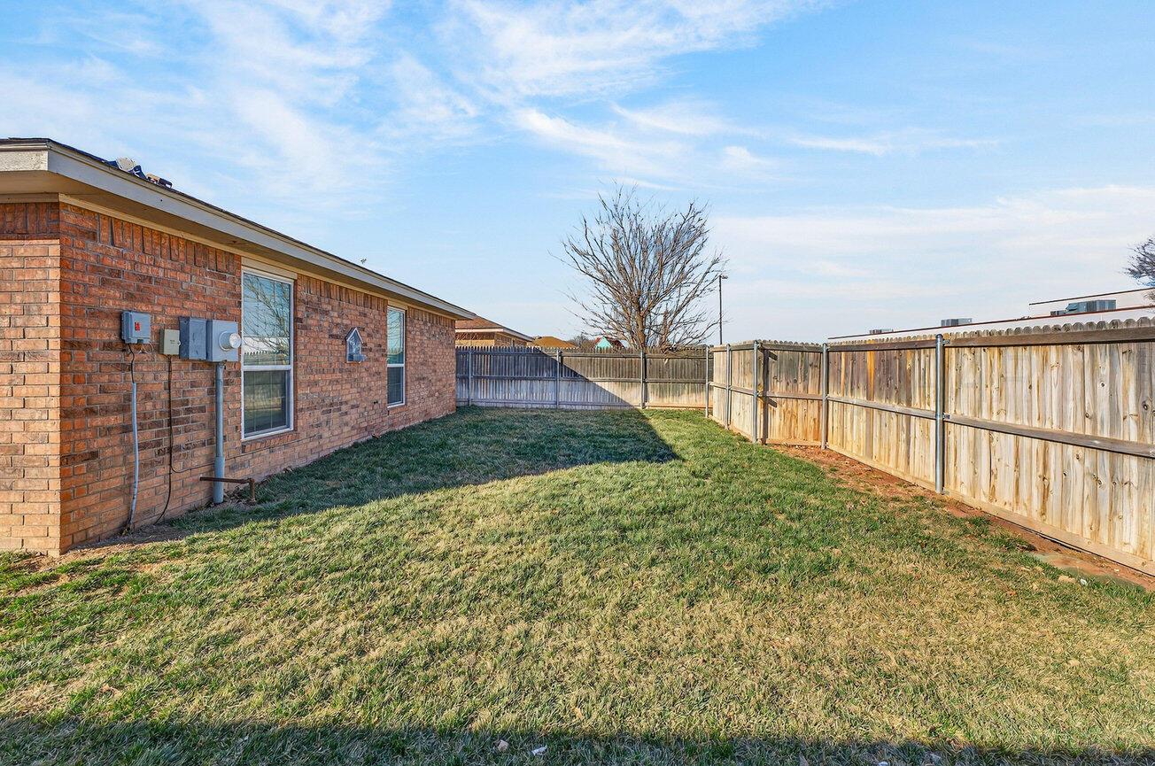 7009 Benwood Square Amarillo, TX 79109 - Photo 27 of 29 Backyard