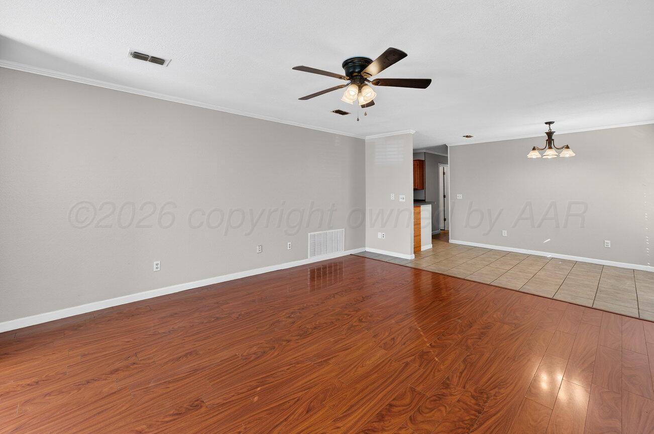 7009 Benwood Square Amarillo, TX 79109 - Photo 5 of 29 Living Area
