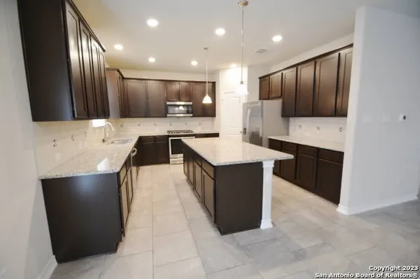 $2,600 | 21507 Arroyo Frio, San Antonio, TX 78259