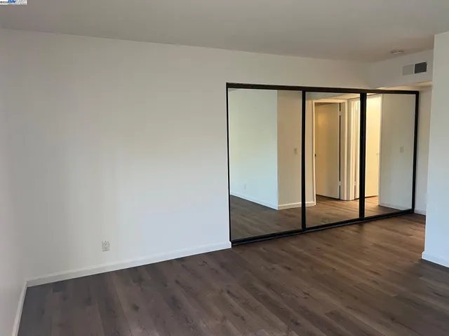 $2,650 | 350 North Civic Drive, Unit 402, Walnut Creek, CA 94596