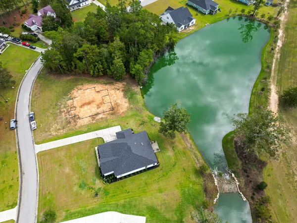 $538,888 | 138 Twisted Oak Trail, Elloree, SC 29047