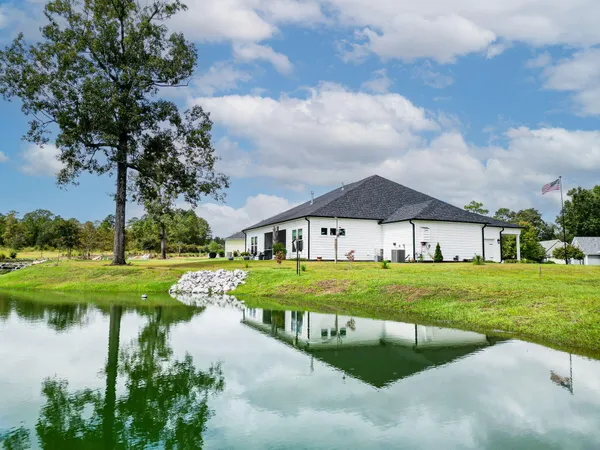 $538,888 | 138 Twisted Oak Trail, Elloree, SC 29047
