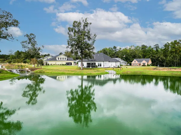 $538,888 | 138 Twisted Oak Trail, Elloree, SC 29047