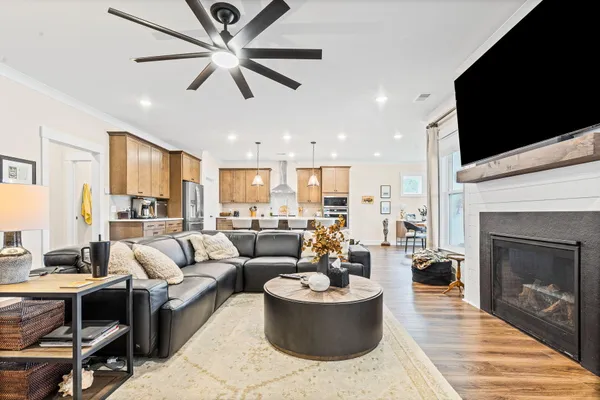 $538,888 | 138 Twisted Oak Trail, Elloree, SC 29047