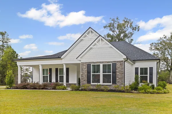 $538,888 | 138 Twisted Oak Trail, Elloree, SC 29047