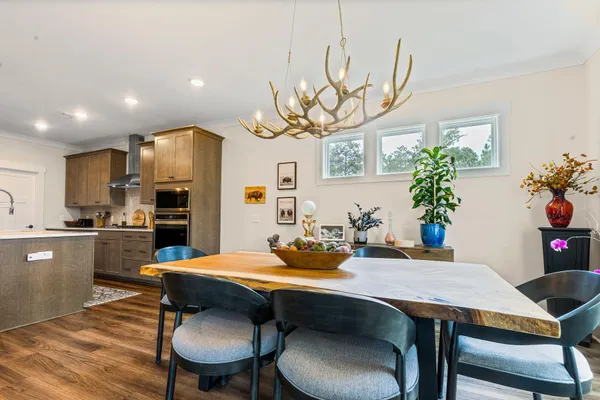 $538,888 | 138 Twisted Oak Trail, Elloree, SC 29047