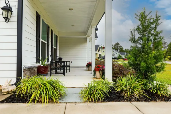 $538,888 | 138 Twisted Oak Trail, Elloree, SC 29047
