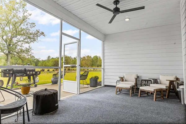 $538,888 | 138 Twisted Oak Trail, Elloree, SC 29047