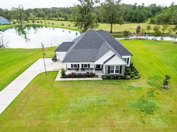 $538,888 | 138 Twisted Oak Trail, Elloree, SC 29047