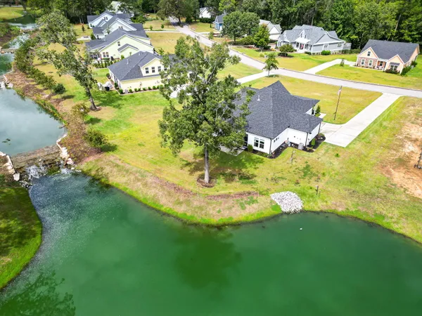 $538,888 | 138 Twisted Oak Trail, Elloree, SC 29047
