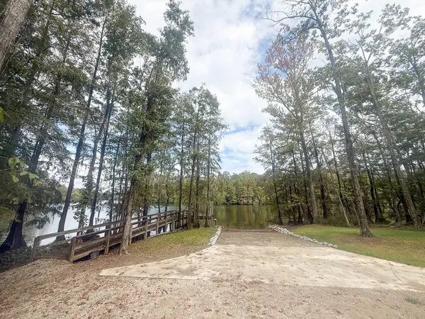 $538,888 | 138 Twisted Oak Trail, Elloree, SC 29047