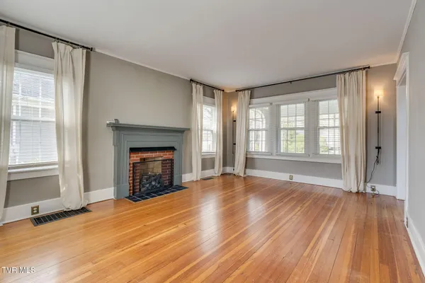 $389,000 | 518 Ohio Avenue, Erwin, TN 37650