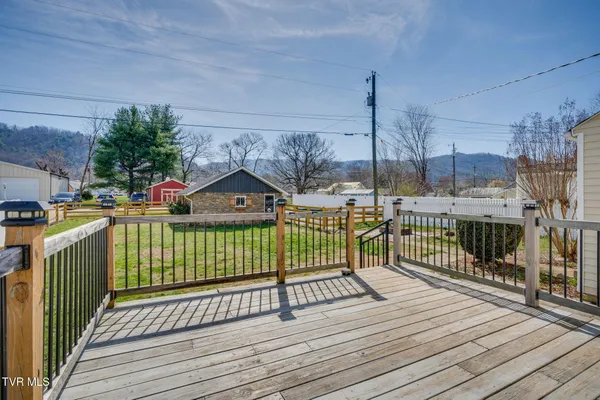 $389,000 | 518 Ohio Avenue, Erwin, TN 37650