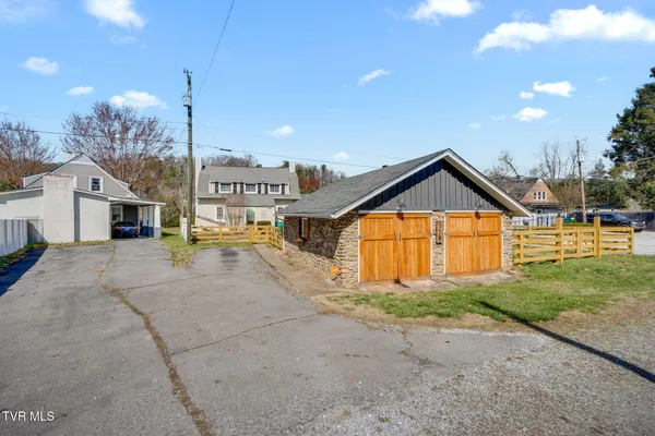 $389,000 | 518 Ohio Avenue, Erwin, TN 37650