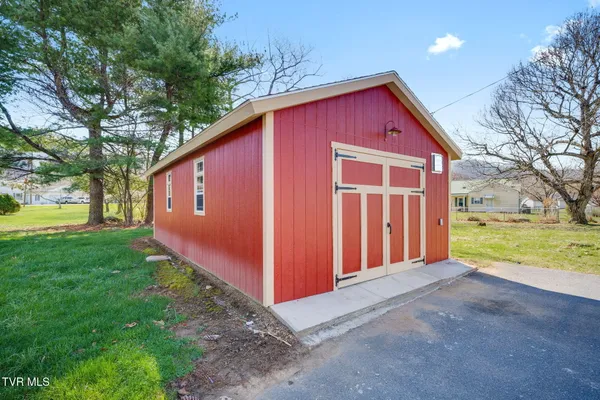 $389,000 | 518 Ohio Avenue, Erwin, TN 37650