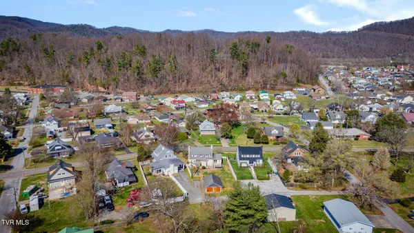 $389,000 | 518 Ohio Avenue, Erwin, TN 37650