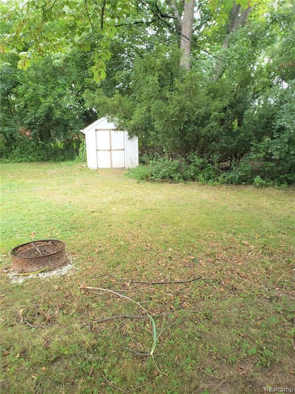 28411 Ridgebrook Road Farmington Hills, MI 48334 - Photo 33 of 35