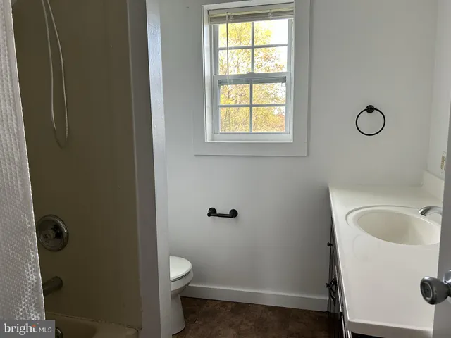 $1,700 | 349 East Fulton Street, Ephrata, PA 17522