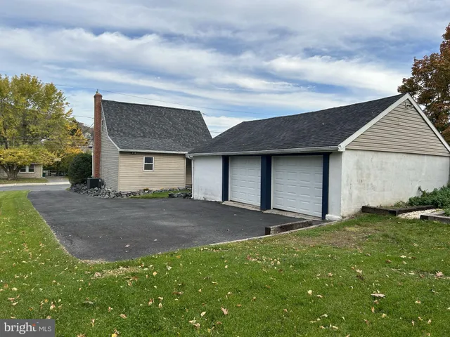 $1,700 | 349 East Fulton Street, Ephrata, PA 17522