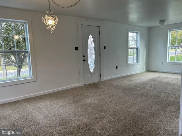 $1,700 | 349 East Fulton Street, Ephrata, PA 17522