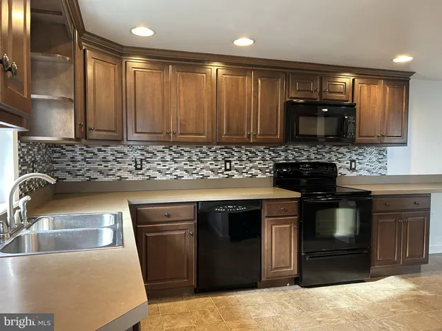 $1,700 | 349 East Fulton Street, Ephrata, PA 17522