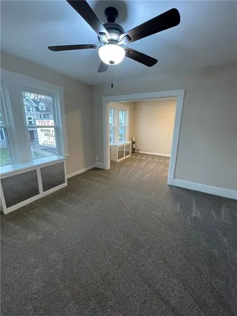 $1,750 | 863 5th Avenue, Unit 2, Coraopolis, PA 15108