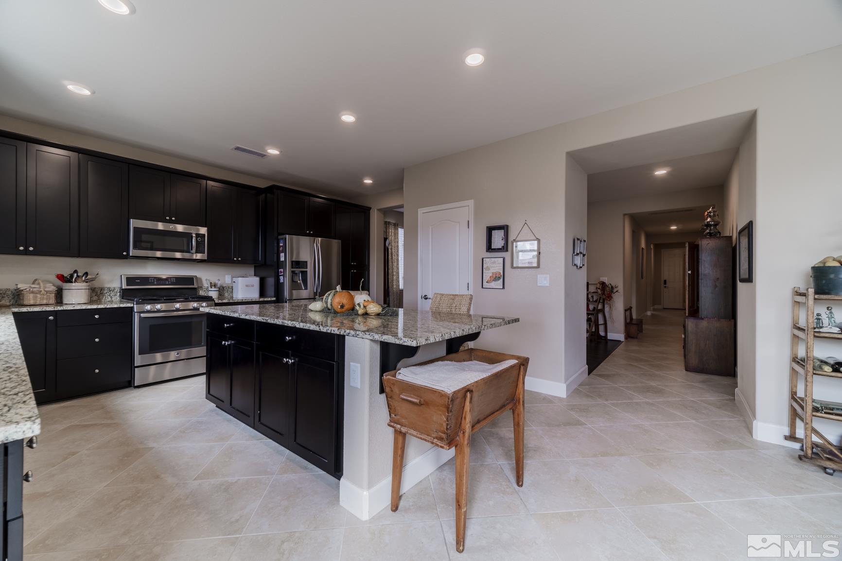 10115 Quintana Drive Reno, NV 89521 - Photo 15 of 37 Photo 15