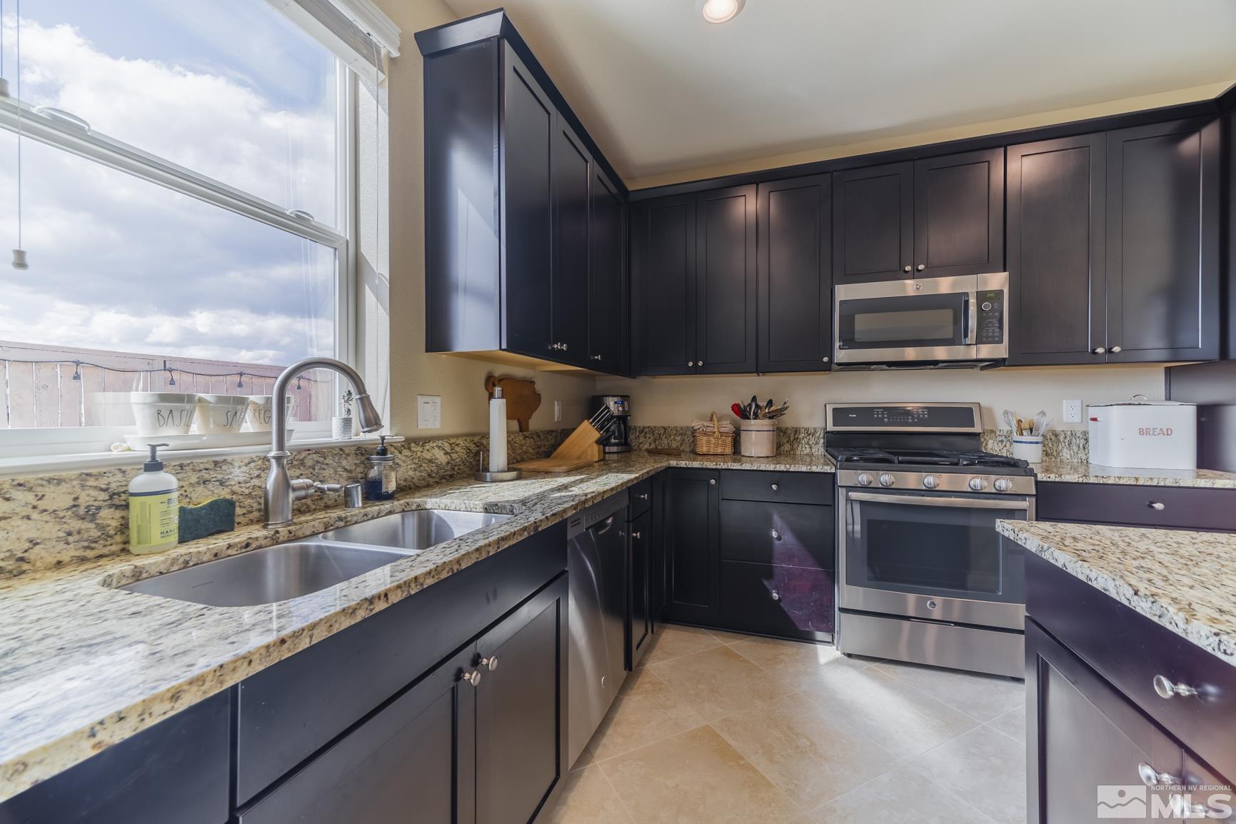10115 Quintana Drive Reno, NV 89521 - Photo 19 of 37 Photo 19