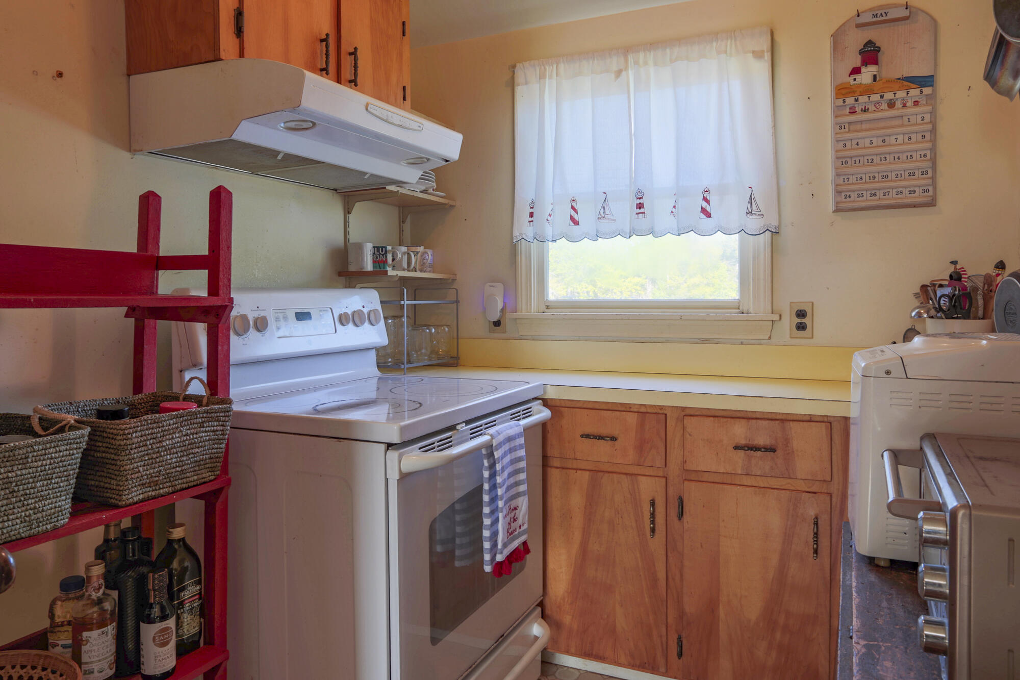 534 Cape Jellison Road Stockton Springs, ME 04981 - Photo 9 of 46 534CapeJellisonRdStocktonSprings-10