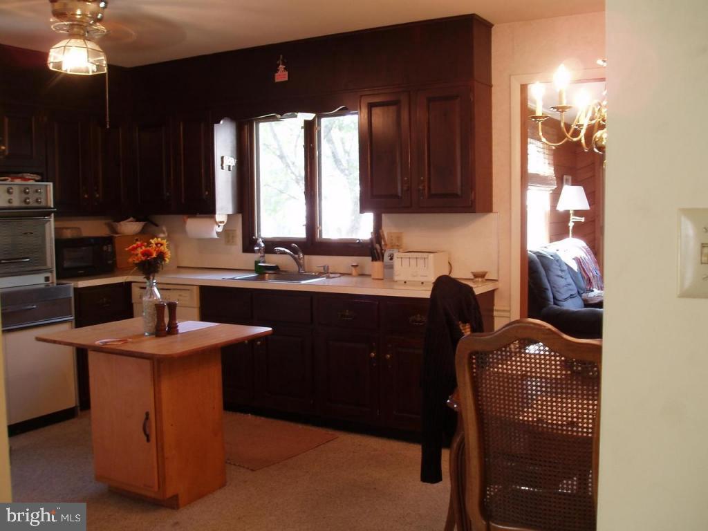 509 Wallingford Road Lancaster, PA 17601 - Photo 3 of 7