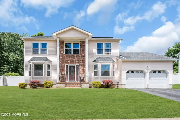 $799,900 | 8 Bronia Street, Howell, NJ 07731