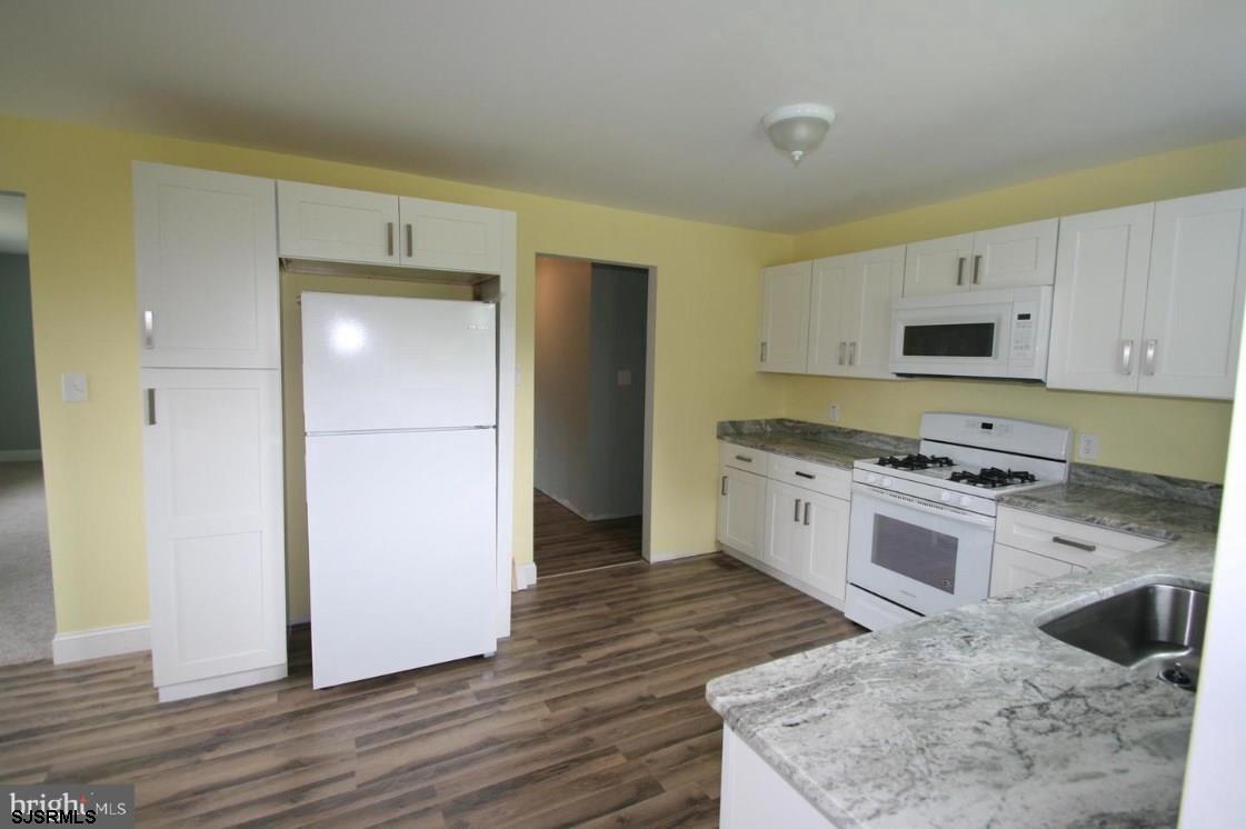 16 Upper Neck Road Elmer, NJ 08318 - Photo 5 of 9