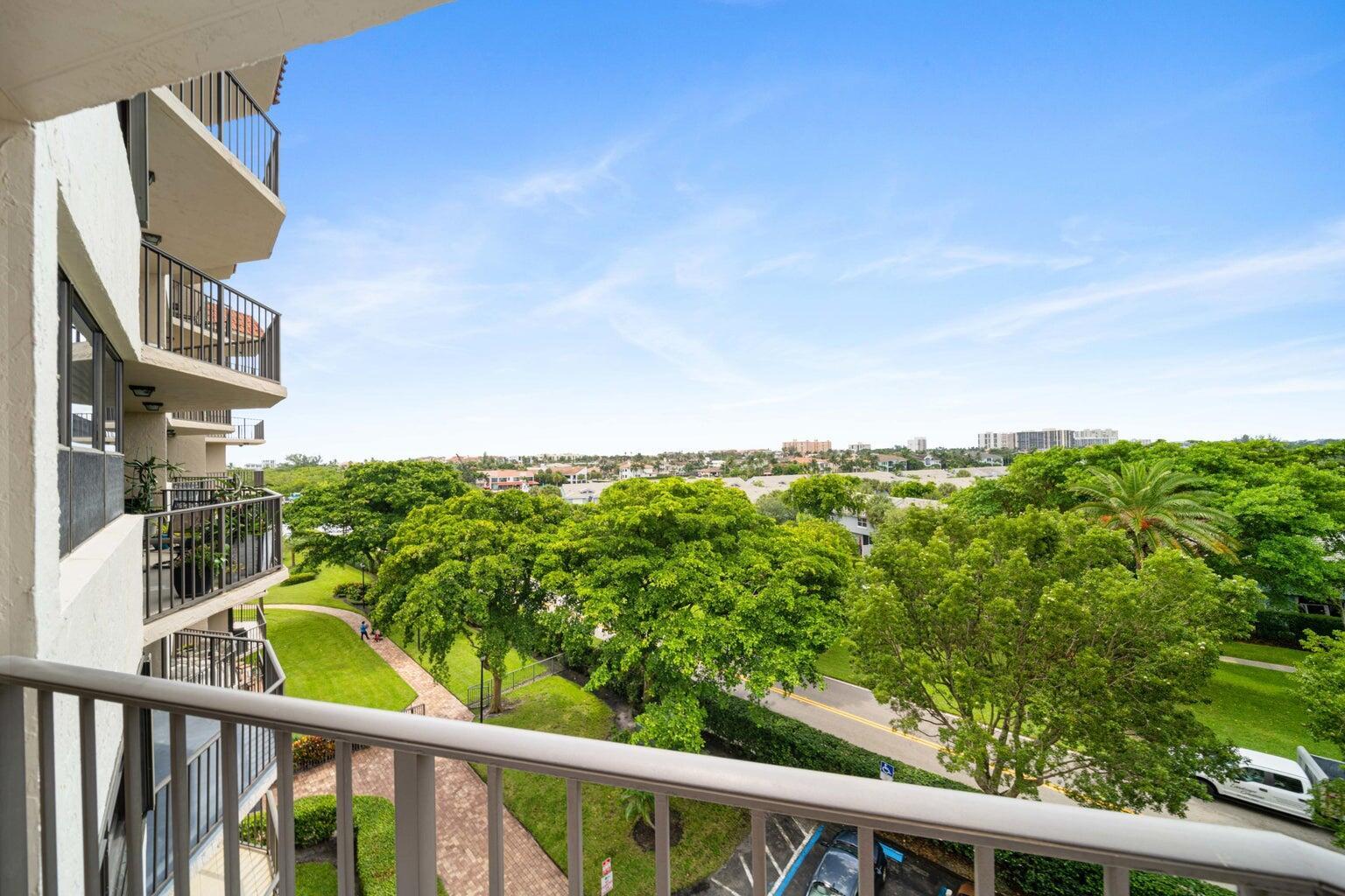 859 Jeffery Street, Unit 607 Boca Raton, FL 33487 - Photo 3 of 44 20240202185114481813000000-o