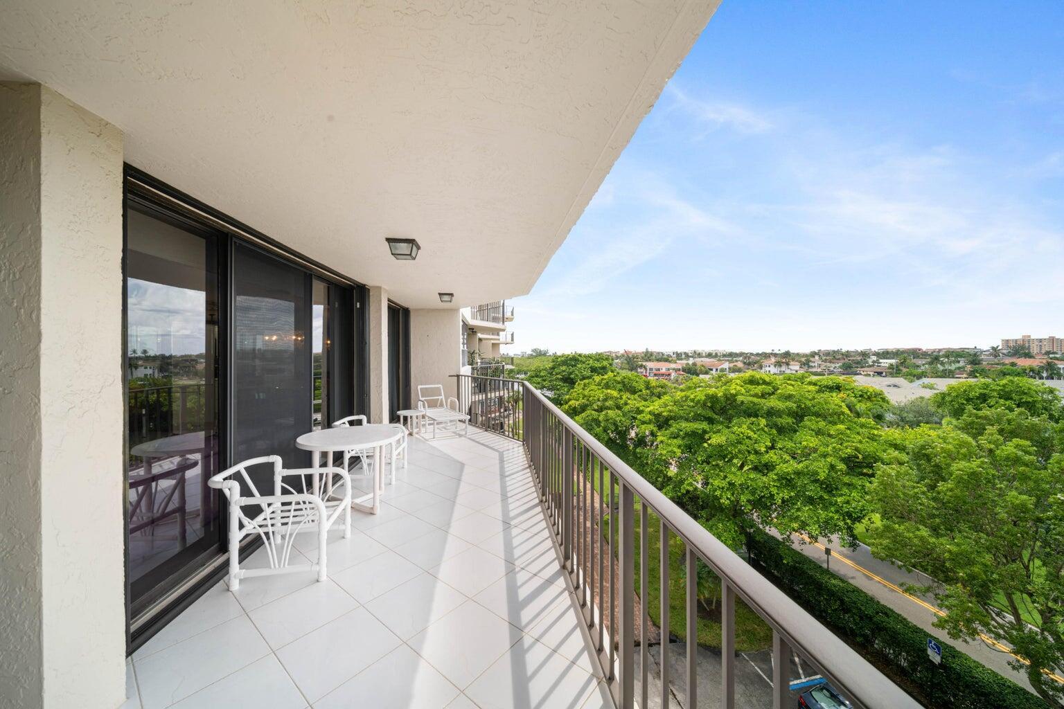 859 Jeffery Street, Unit 607 Boca Raton, FL 33487 - Photo 4 of 44 20240202185116103458000000-o