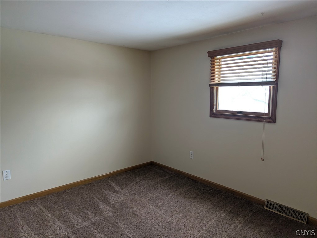 8046 Bamm Hollow Road Clay, NY 13041 - Photo 10 of 18