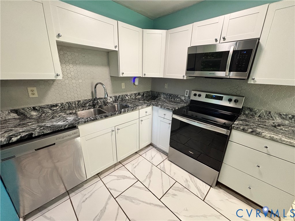 8 Clover Street Hampton, VA 23669 - Photo 7 of 21 Gallery Image 7